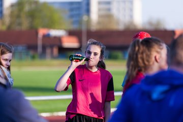 Bild 117 - B-Juniorinnen SV Wahlstedt - TSV Zarpen : Ergebnis: 11:0